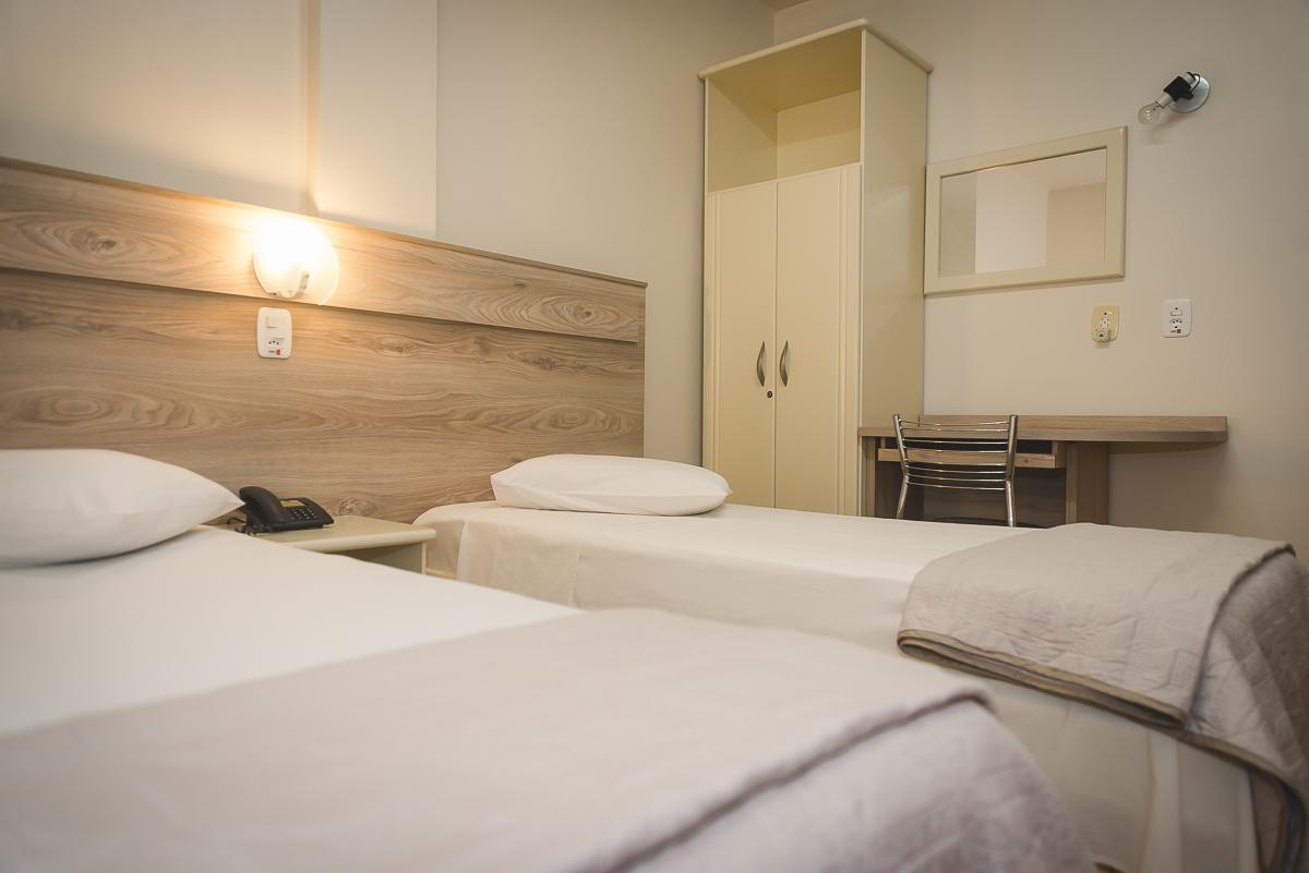 Hotel Pallis Erechim Buitenkant foto